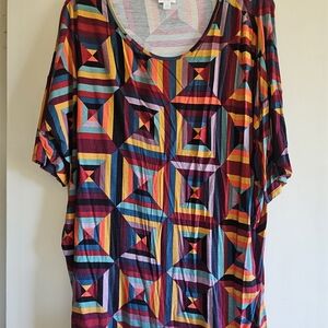 LuLaRoe Multicolor Geometric Scoop Neck Top in Red, Yellow, Blue, Purple